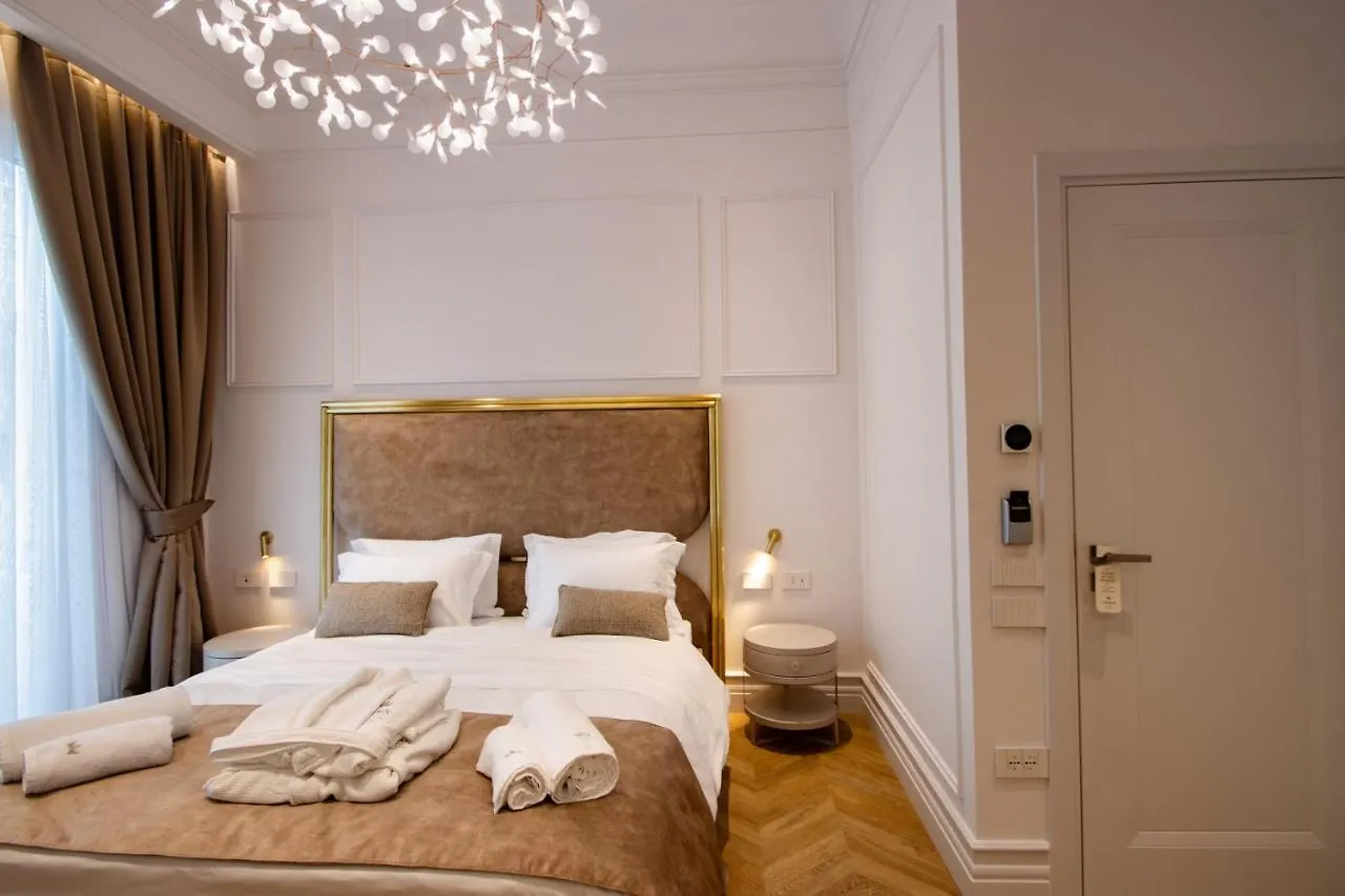 The Crown Boutique Hotel & Spa Tirana Albânia