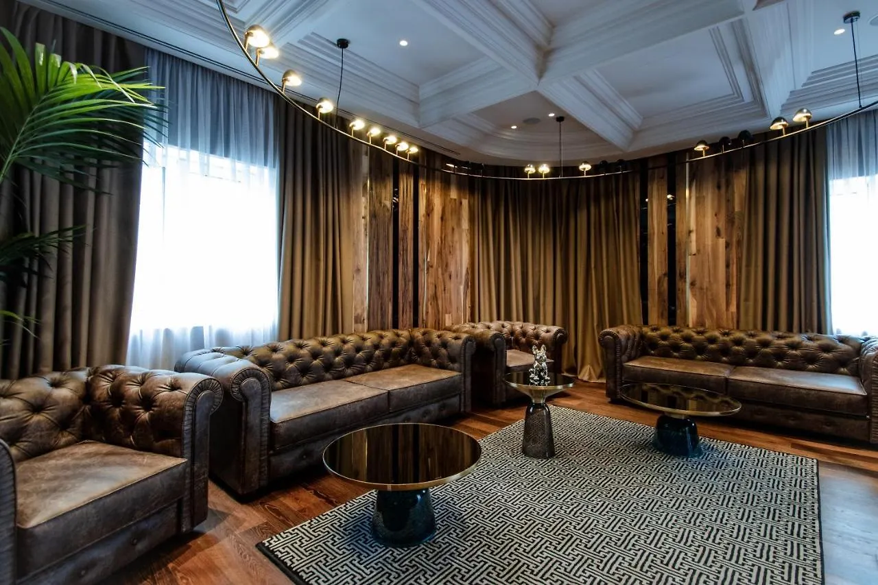 ****  The Crown Boutique Hotel & Spa Tirana Albânia