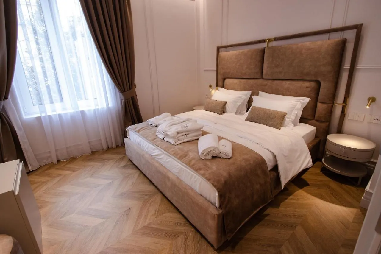 The Crown Boutique Hotel & Spa Tirana 4*,