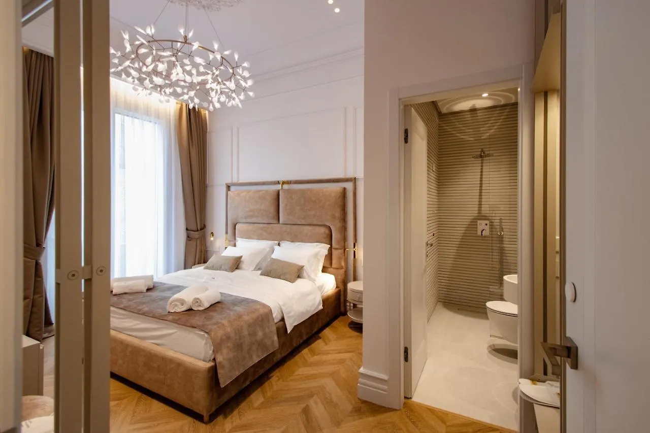 The Crown Boutique Hotel & Spa Tirana Albânia