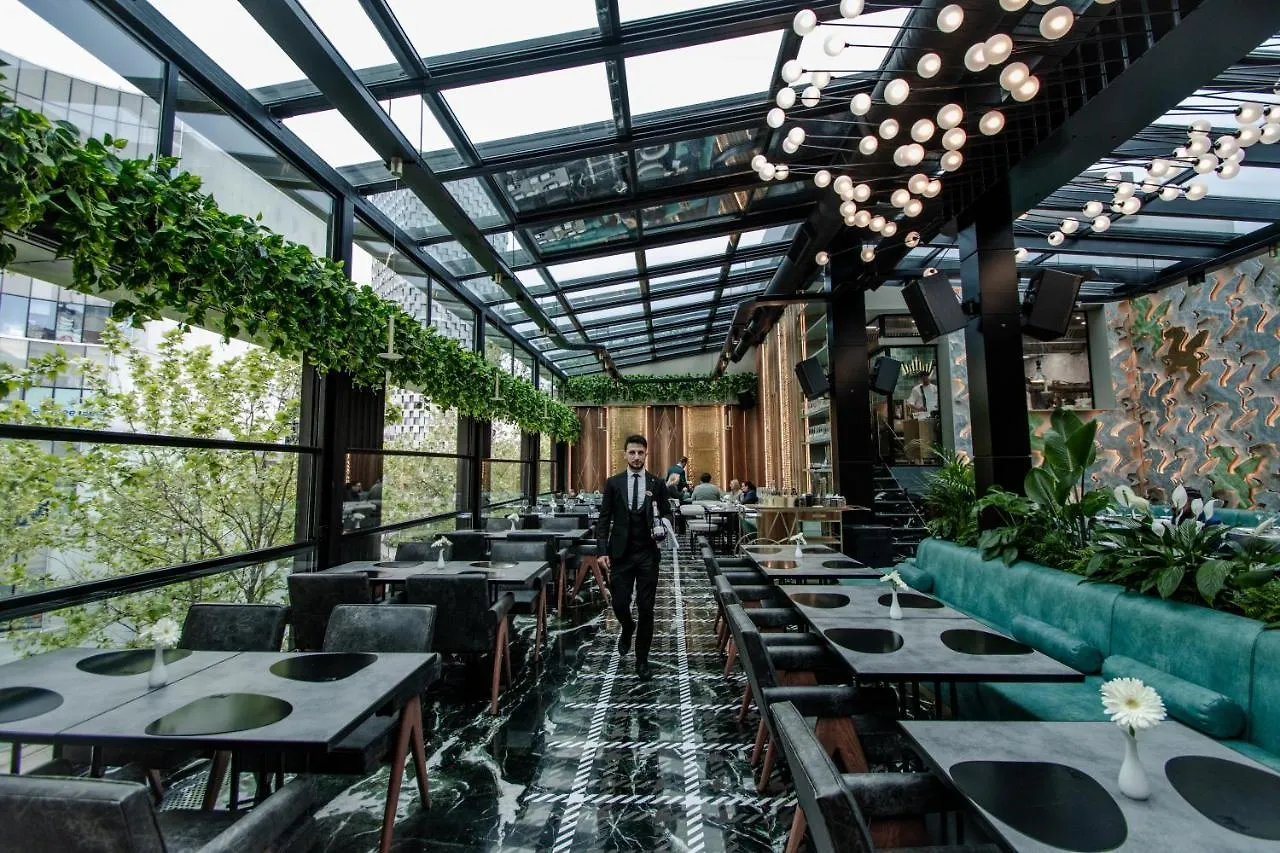 The Crown Boutique Hotel & Spa Tirana